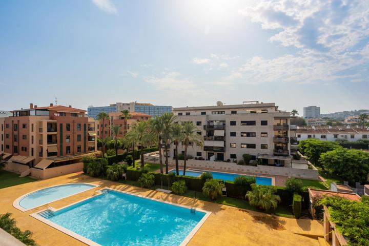Apartamento en venta cerca del Club Náutico de Dénia photo 0