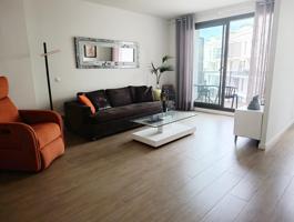 Apartamento moderno en venta en Dénia, junto al puerto y al centro photo 0
