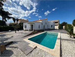 Acogedor chalet en alquiler anual en Las marinas (Km 2,5) photo 0