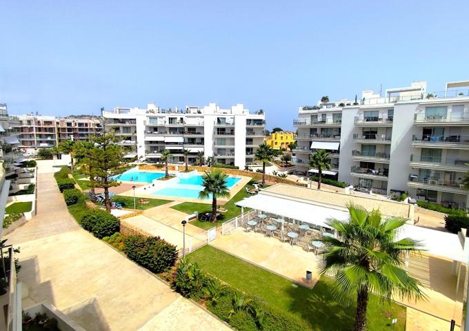 Elegante apartamento en urbanización de reciente construcción photo 0