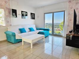 Exclusivo chalet adosado dúplex en urbanización privada de Dénia photo 0