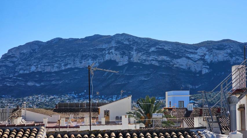 Casa de pueblo en venta en pleno centro de Dénia photo 0