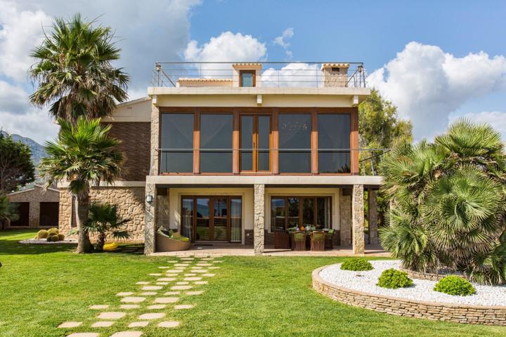 Villa de lujo situada directamente frente al mar mediterráneo photo 0