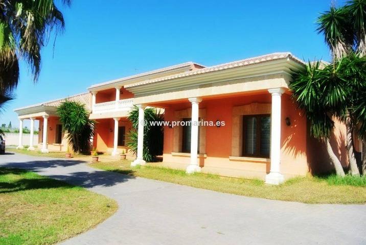 Espectacular villa de lujo en venta en Denia! photo 0