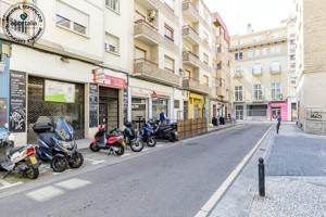 Local Comercial en el Corazón de Zaragoza: ¡Tu Oportunidad para Emprender! photo 0