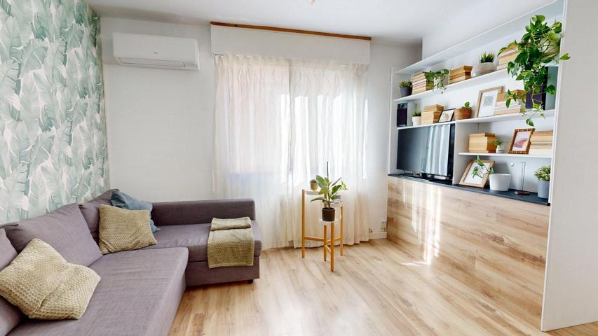 Un hogar luminoso y acogedor a pocos metros de Plaza Utrillas✨ photo 0