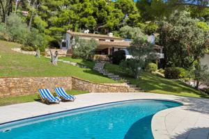 Casa En venta en Cl Violers, 5, Fornells - Aiguablava, Begur photo 0