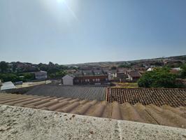 Unifamiliar Pareada En venta en Calle Nueva, Cobeña photo 0