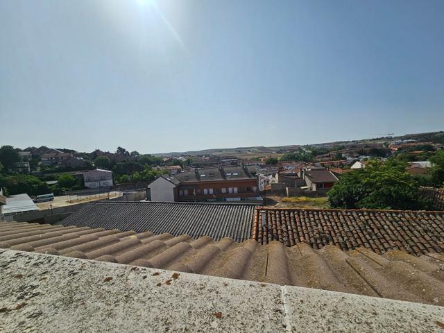 Unifamiliar Pareada En venta en Calle Nueva, Cobeña photo 0