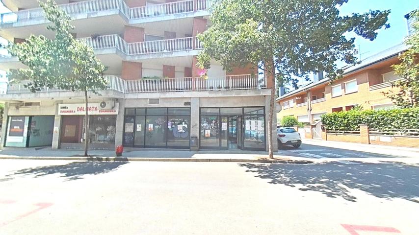 VENTA LOCALES EN CARDEDEU photo 0