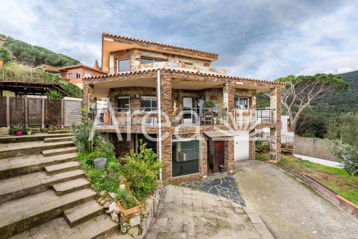 Chalet en Cabrils, Can Bergay photo 0
