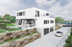 Exclusivas viviendas de obra nueva en construcción con jardín y piscina privada photo 0