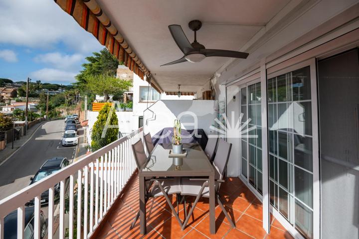 Agradable Piso de 3 habitaciones reformado con amplio balcon terraza y parking photo 0
