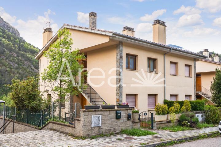 Ático con ALTILLO y GARAJE privado en la exclusiva urbanització Sant Miquel – Ribes de Freser photo 0
