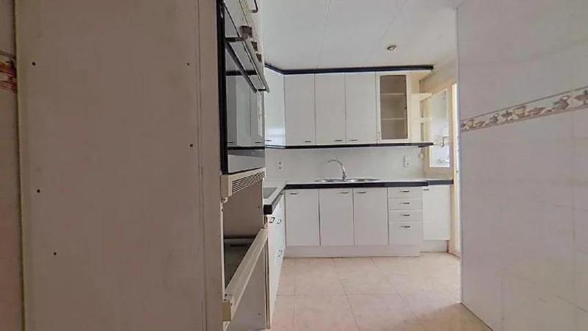 Piso en venta en Calella (Alquilado hasta 05-2026) photo 0