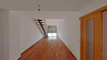 Piso en venta en Terrassa (Alquilado hasta 07-2029) photo 0