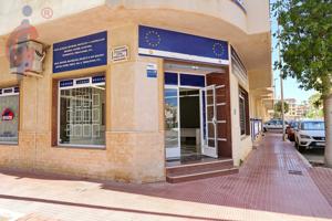 Local comercial en Guardamar del Segura photo 0