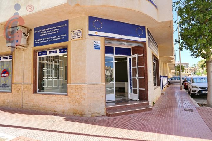 Local comercial en Guardamar del Segura photo 0