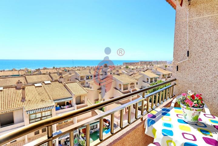 ¡Fantástico ático dúplex de 3 con un gran solárium y vistas al mar! photo 0