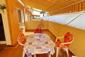 ¡Apartamento de 2 dormitorios a tan solo 20 metros de la Playa Centro de Guardamar! photo 0