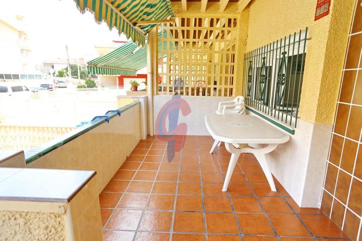 ¡Oportunidad única! Se vende una encantadora vivienda unifamiliar a tan solo 150 metros de la playa photo 0