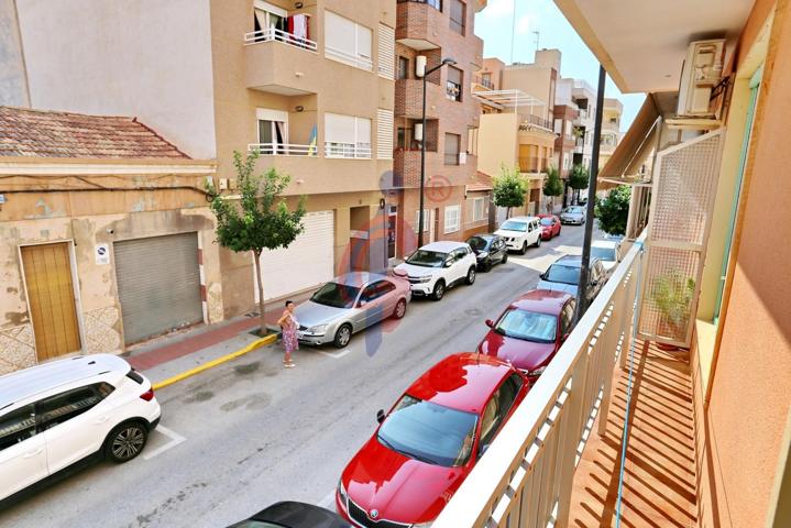 ¡VIVIENDA 3 DORMITORIOS Y UN BAÑO EN EL CENTRO DE GUARDAMAR! photo 0