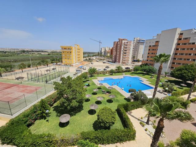 Bonito apartamento en venta en la zona del puerto en Guardamar del Segura photo 0