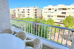 ¡Oportunidad única! Apartamento en venta en excelente estado! photo 0