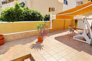 ¡Precioso bungalow adosado de 4 dormitorios en las Viñas, Guardamar del Segura! photo 0