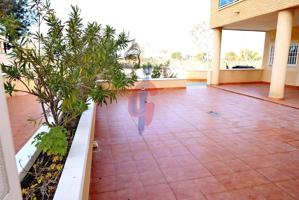 En venta apartamento en planta baja en SUP-7, Guardamar del Segura photo 0