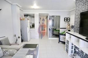 ¡En venta vivienda en frente de la Escuela de la Música en Guardamar! photo 0
