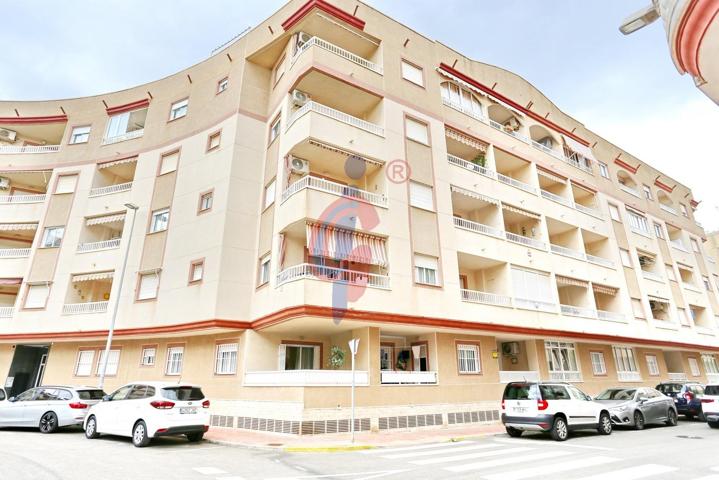 Magnífica vivienda en venta en Guardamar del Segura, a tan solo 500 metros de la playa photo 0
