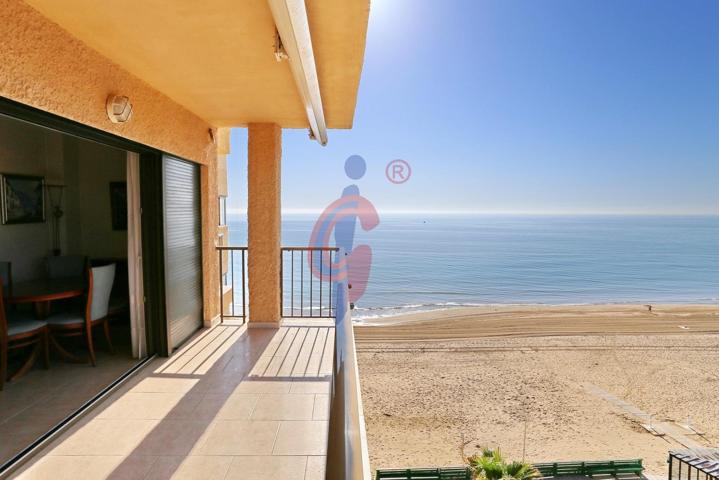 Exclusiva vivienda en primera línea de playa – Edificio Casablanca photo 0