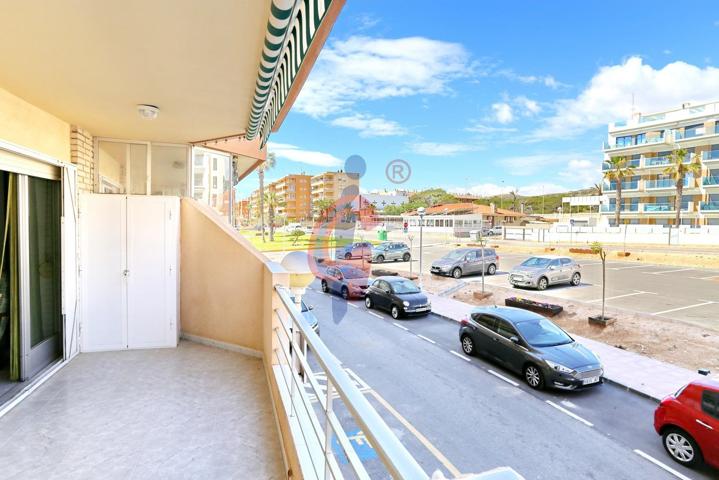 Apartamento de tres dormitorios en venta cerca del mar en Guardamar del Segura photo 0