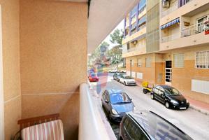 ¡Planta baja con orientación sur en venta con vistas a la Pinada! photo 0