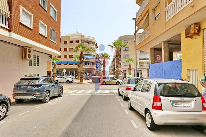 Plaza de aparcamiento en venta cerca de la Avenida Cervantes photo 0