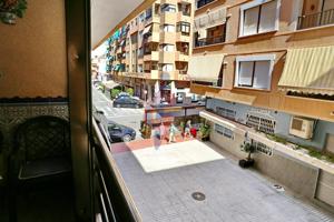 ¡Se vende apartamento con 2 dormitorios a 350 metros de la playa de Guardamar! photo 0