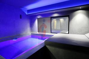 Moderna vivienda a estrenar en planta sótano – 2 dormitorios, jacuzzi y plaza de parking photo 0