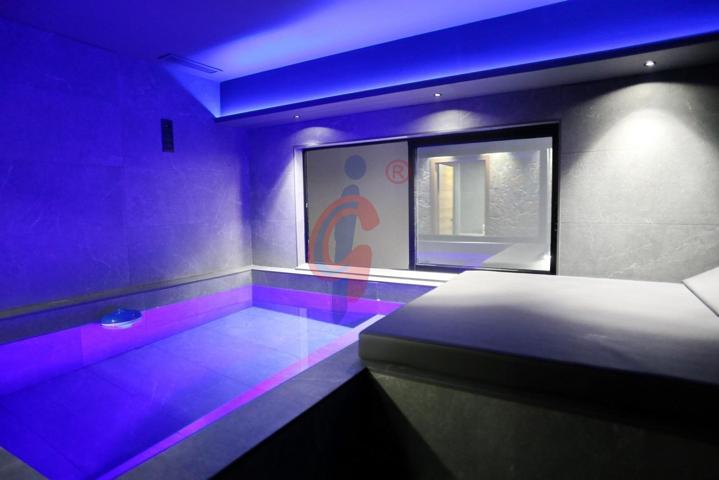 Moderna vivienda a estrenar en planta sótano – 2 dormitorios, jacuzzi y plaza de parking photo 0