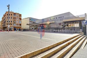 Plaza en venta en el Palacio de la Música, en Guardamar del Segura photo 0