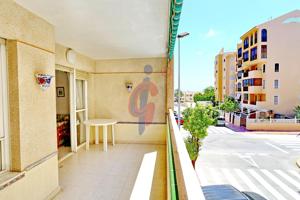 Vivienda de dos dormitorios en venta en Guardamar del Segura photo 0