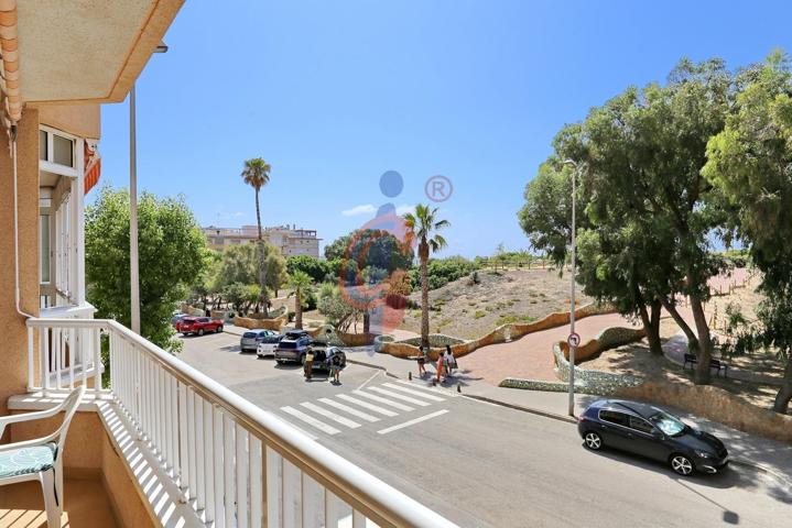 ¡Apartamento con orientación sur y vistas despejadas en Guardamar del Segura! photo 0