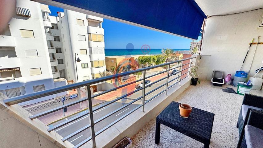 ¡Vivienda de tres dormitorios en esquina para reformar en Guardamar del Segura! photo 0