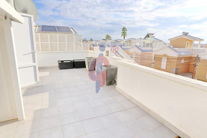 Encantadora vivienda reformada en el Residencial Pórtico Mediterráneo – lista para entrar a vivir photo 0