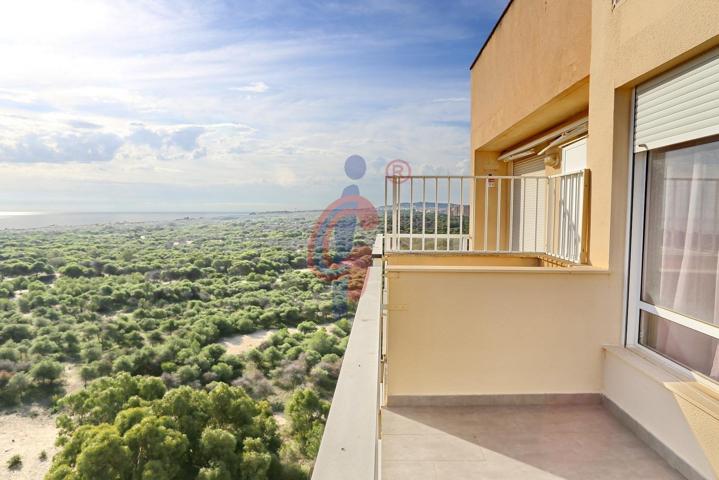 Ático tríplex en venta en el SUP-7 de Guardamar del Segura photo 0