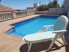 Casa con licencia turística situada en Segur de Calafell photo 0