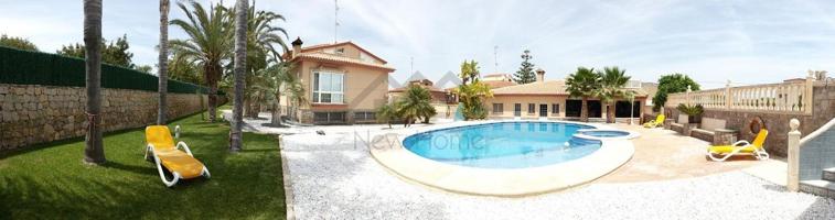 Casa En venta en Benaguasil photo 0