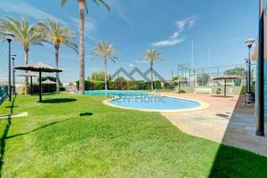 Unifamiliar Pareada En venta en Maravisa, La Pobla De Vallbona photo 0