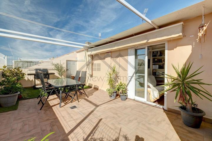  Ático En venta en Núcleo Urbano, La Pobla De Vallbona photo 0