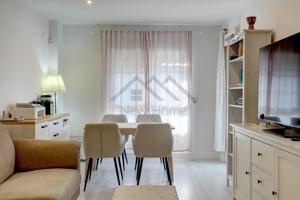 Piso En venta en Núcleo Urbano, La Pobla De Vallbona photo 0